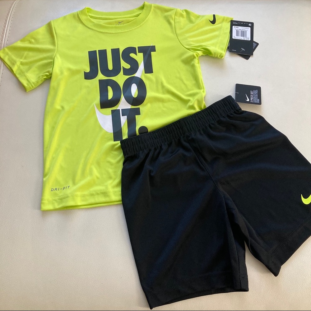 Nike dri-fit cute short set 2043 - Picture 5 of 7